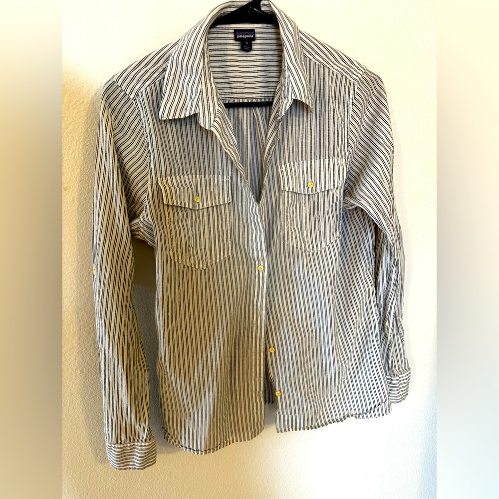 Patagonia Medium striped button up